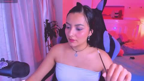 Lili online show from 02-08-26, 10:13