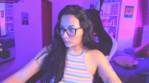 Snapshot of soy___lili chatting on 07-17-26, 12:17 Lili online show from 07-17-26, 12:17