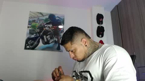 Snapshot of soy_apolo chatting on 10-04-25, 03:04 soy_apolo online show from 10-04-25, 03:04