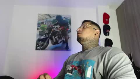 Snapshot of soy_apolo chatting on 01-10-26, 03:52 soy_apolo online show from 01-10-26, 03:52