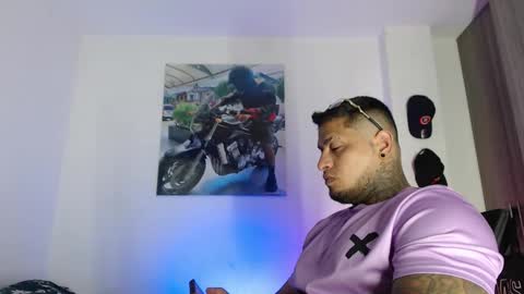 Snapshot of soy_apolo chatting on 01-16-26, 04:49 soy_apolo online show from 01-16-26, 04:49