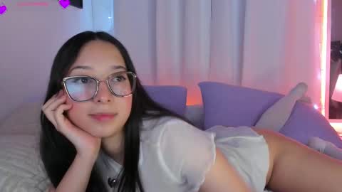 Snapshot of soy_iris chatting on 03-12-25, 02:20 Irisita online show from 03-12-25, 02:20