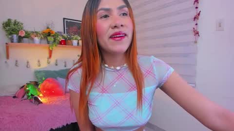 Sarah Valentina online show from 03-01-25, 06:57