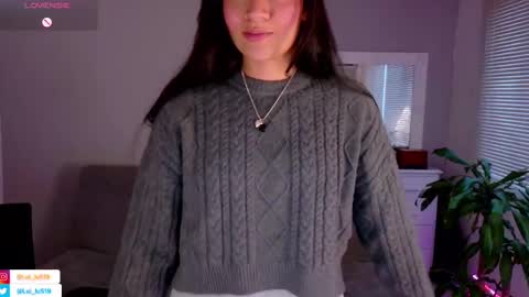 Luisa    online show from 02-11-25, 10:50