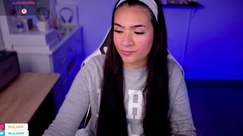 Luisa    online show from 10-21-25, 06:03