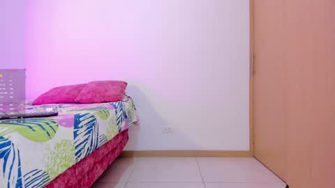 Instagram Soyamandaa  1 online show from 01-31-25, 08:12