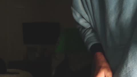 WhiteWolfFL online show from 12-29-24, 03:44