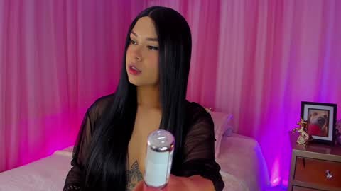 Snapshot of soyemi_ chatting on 01-26-25, 10:13 25 online show from 01-26-25, 10:13