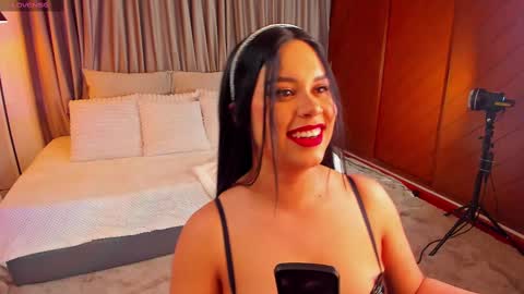 Snapshot of soyemi_ chatting on 03-01-25, 02:26 25 online show from 03-01-25, 02:26