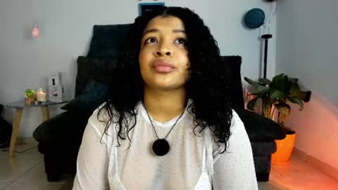 Snapshot of soynerea chatting on 06-29-26, 02:40 online show from 06-29-26, 02:40