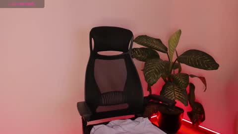 Snapshot of soysamicita_ chatting on 12-10-24, 09:55 Sami Diaz online show from 12-10-24, 09:55