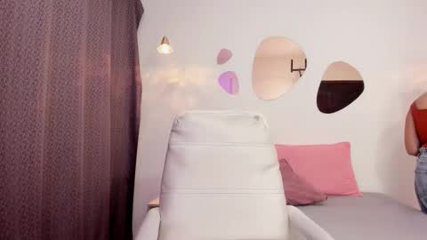 Snapshot of soysamicita_ chatting on 10-14-25, 07:25 Sami Diaz online show from 10-14-25, 07:25