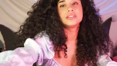 You want to talk to me more personal follow me in My Channel VIP  50 the discount       online show from 03-11-25, 06:00