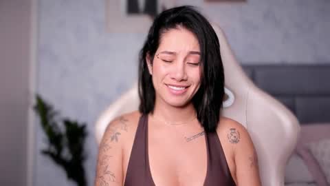 Snapshot of soytulu_ chatting on 11-18-25, 02:54 brisa s online show from 11-18-25, 02:54