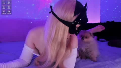 Anya AnYuh online show from 04-15-26, 09:04