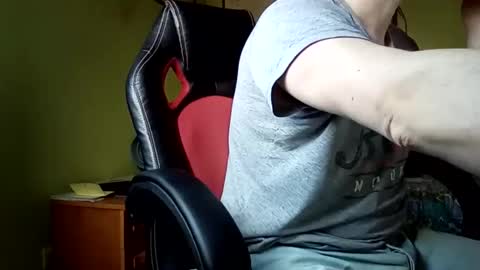 Manu  online show from 02-16-25, 04:42