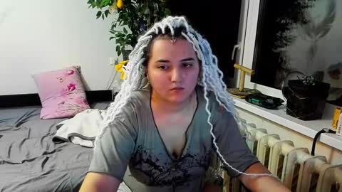 Snapshot of spanking_girls chatting on 01-05-25, 03:22 Evgenia online show from 01-05-25, 03:22