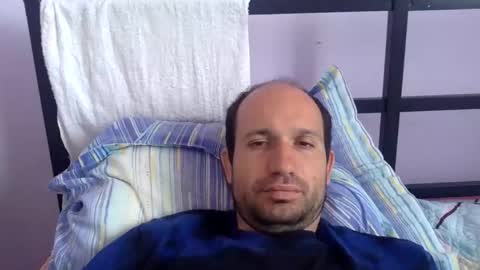 Snapshot of sparei7 chatting on 04-18-26, 10:30 Snaiky online show from 04-18-26, 10:30