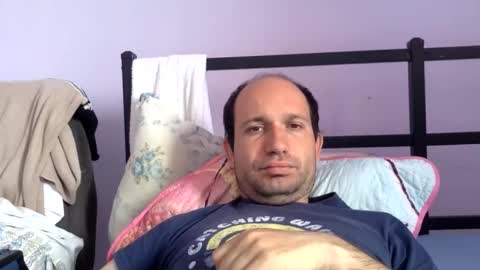 Snapshot of sparei7 chatting on 05-02-26, 10:53 Snaiky online show from 05-02-26, 10:53