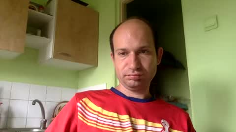 Snapshot of sparei7 chatting on 06-23-26, 10:24 Snaiky online show from 06-23-26, 10:24
