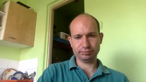 Snapshot of sparei7 chatting on 07-02-26, 08:09 Snaiky online show from 07-02-26, 08:09