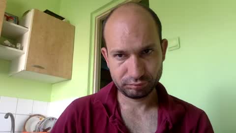 Snapshot of sparei7 chatting on 07-07-26, 09:57 Snaiky online show from 07-07-26, 09:57
