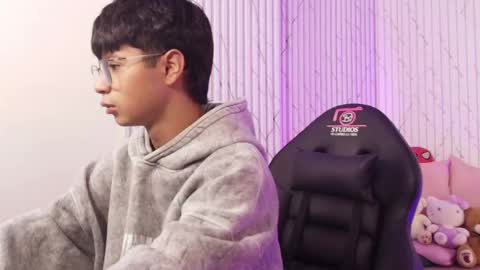 spark_tay online show from 05-12-26, 02:30