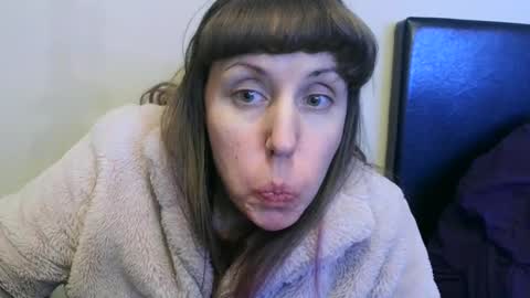 Tip 1 token  Follow me on instagram  Sparkle pinuppp online show from 01-25-25, 09:04