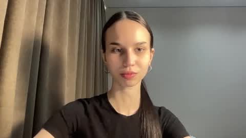 Christina online show from 04-03-26, 08:51