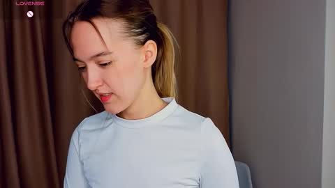 Snapshot of sparkusha chatting on 02-14-26, 08:49 Mary online show from 02-14-26, 08:49