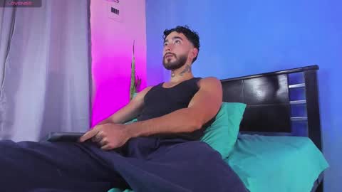 Isaac online show from 03-01-25, 07:15