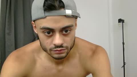 Snapshot of spartan_blaze chatting on 12-17-25, 01:44 Spartan Blaze online show from 12-17-25, 01:44