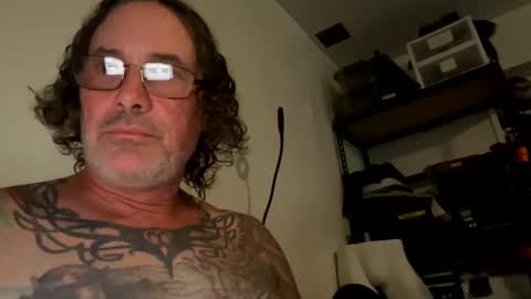 Snapshot of specter1972 chatting on 06-09-26, 11:38 specter1972 online show from 06-09-26, 11:38