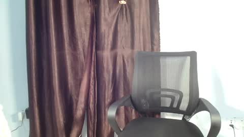 Snapshot of spicy_bless chatting on 04-21-26, 01:42 blessing online show from 04-21-26, 01:42