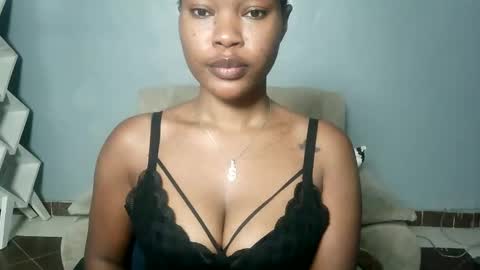 Snapshot of spicy_kerrine chatting on 03-06-25, 02:09 Spicy kerrine online show from 03-06-25, 02:09