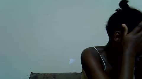 Snapshot of spicy_kittie chatting on 06-09-26, 07:42 Kittle online show from 06-09-26, 07:42