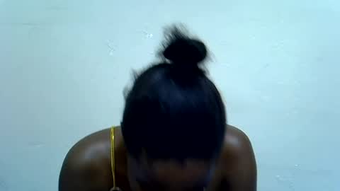 Snapshot of spicy_kittie chatting on 06-29-26, 06:08 Kittle online show from 06-29-26, 06:08
