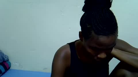 Snapshot of spicy_kittie chatting on 07-16-26, 12:55 Kittle online show from 07-16-26, 12:55