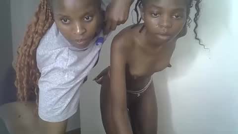 Snapshot of spicybobolishia_ chatting on 04-10-26, 05:17 Bobo online show from 04-10-26, 05:17