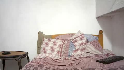 spicybuoy online show from 04-10-26, 05:17