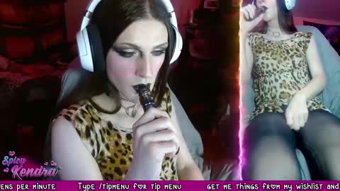 Snapshot of spicykendra chatting on 02-20-25, 03:45 Kendra online show from 02-20-25, 03:45