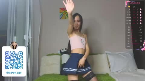 Tipsy online show from 04-11-26, 04:44