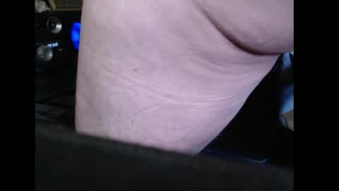 bri and mags fun room online show from 04-15-26, 05:53