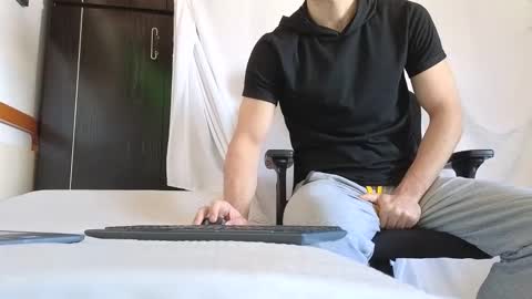 Marco. When Im offline you can view premium content in bio online show from 10-03-25, 08:55