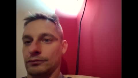 Snapshot of spike21fantasti978506 chatting on 12-14-25, 03:28 spike21fantasti978506 online show from 12-14-25, 03:28