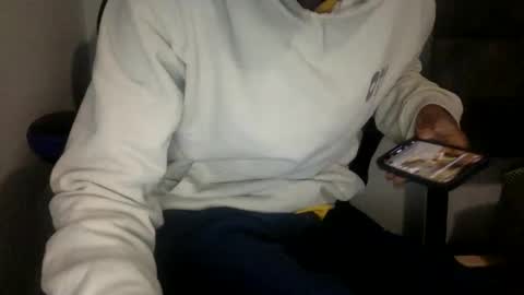 Snapshot of splash516634 chatting on 11-22-25, 04:00 Twitter Toxiceli2 online show from 11-22-25, 04:00