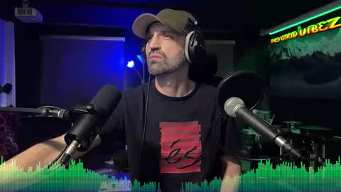 Snapshot of splivke chatting on 10-11-25, 11:31 Splivke online show from 10-11-25, 11:31