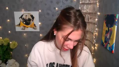 Snapshot of sport_tall_karina chatting on 01-14-25, 10:59 Karina online show from 01-14-25, 10:59