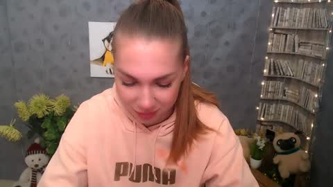 Snapshot of sport_tall_karina chatting on 03-12-25, 09:34 Karina online show from 03-12-25, 09:34