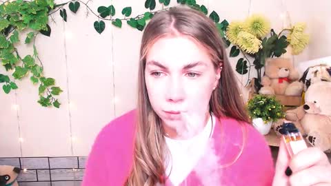 Snapshot of sport_tall_karina chatting on 11-18-25, 09:58 Karina online show from 11-18-25, 09:58